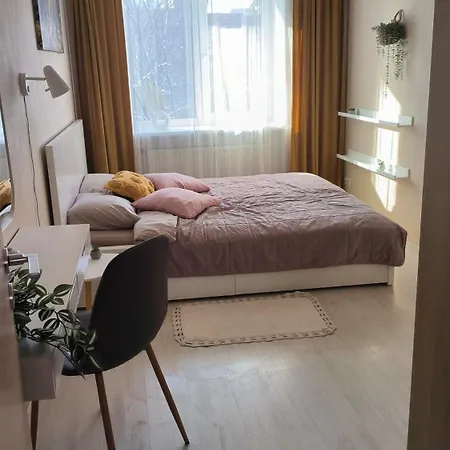 Warm And Welcoming Near Xiaomi Arena Apartment Riga Exterior photo